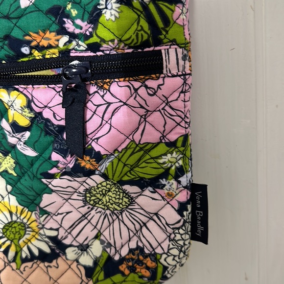 Vera Bradley Triple Zip Hipster bag New - Picture 3 of 5
